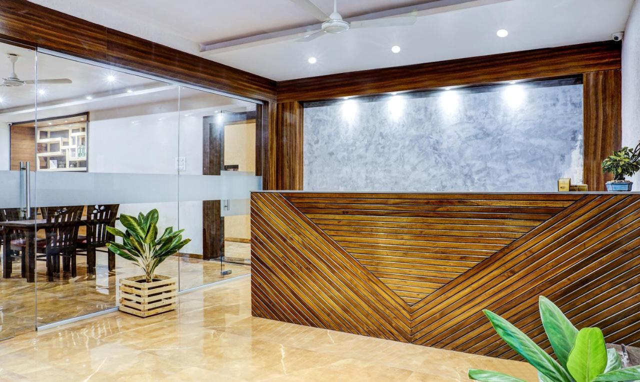 Treebo Trip Seven Olives Andheri Bombay Exterior foto